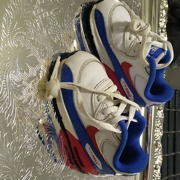Kids Air Max - Picture 2 of 4